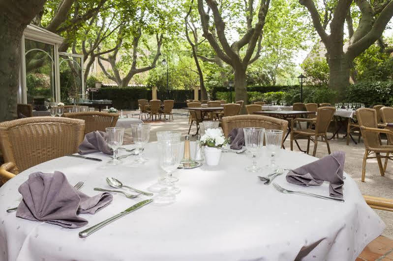 La Touloubre Hotel La Barben Kültér fotó